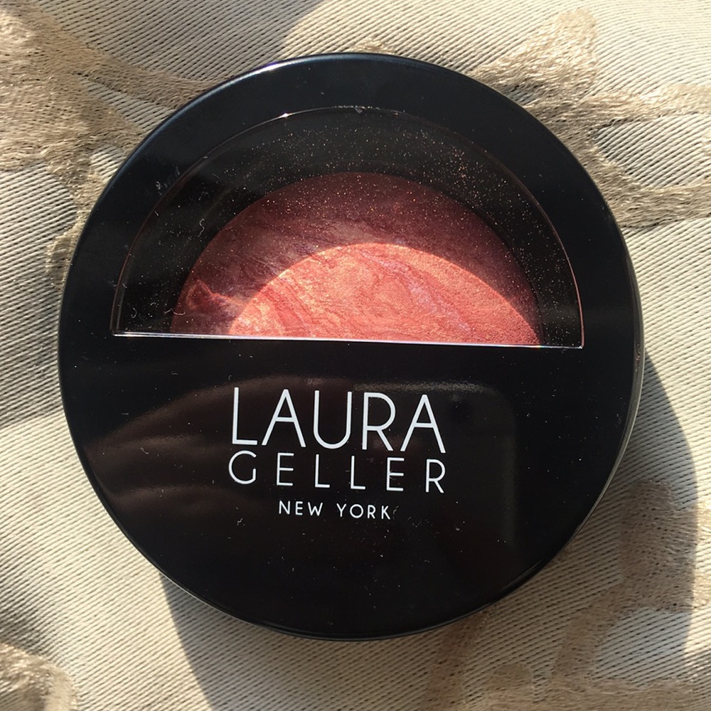 Blush / highlighter